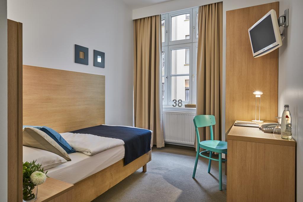 38 Hotel Berlino
